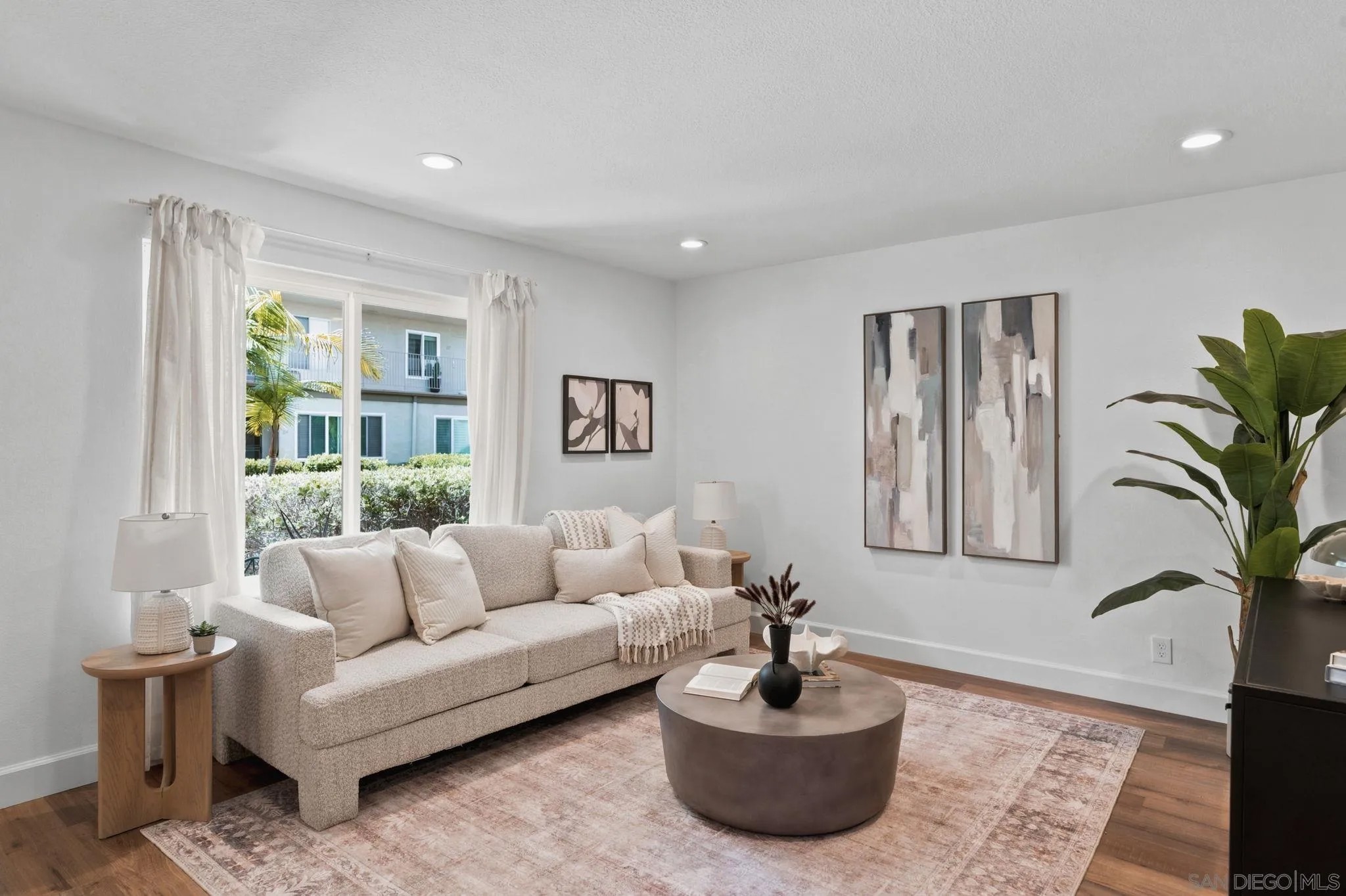 13754 Mango Dr 103