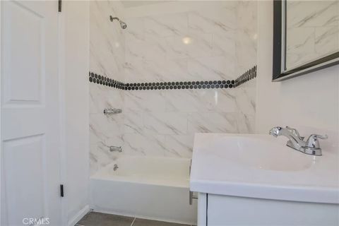 Tiny photo for 10408 Wilmington Ave, Los Angeles, CA 90002 (MLS # DW25251274)