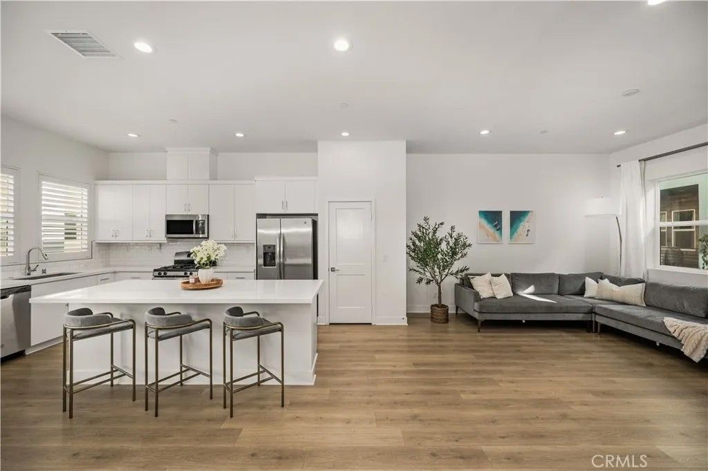 Photo of 935 E Mason Lane #52, Anaheim, CA 92805 (MLS # OC26053305)