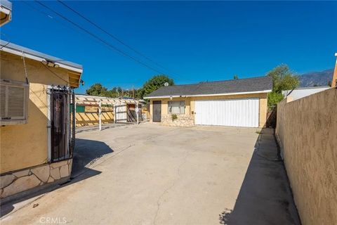 Tiny photo for 207 Los Angeles Avenue, Monrovia, CA 91016 (MLS # OC25231690)