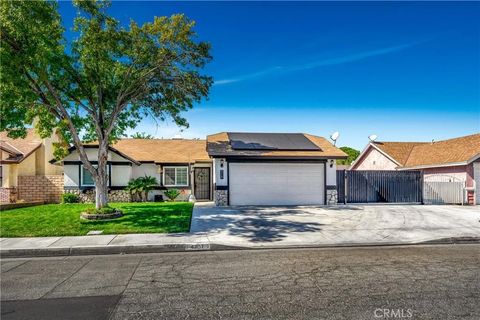 Tiny photo for 43157 18th St, Lancaster, CA 93534 (MLS # SR25246725)
