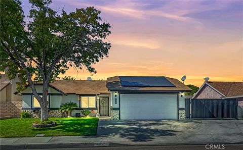 Photo of 43157 18th St, Lancaster, CA 93534 (MLS # SR25246725) Photo of 43157 18th St, Lancaster, CA 93534 (MLS # SR25246725)