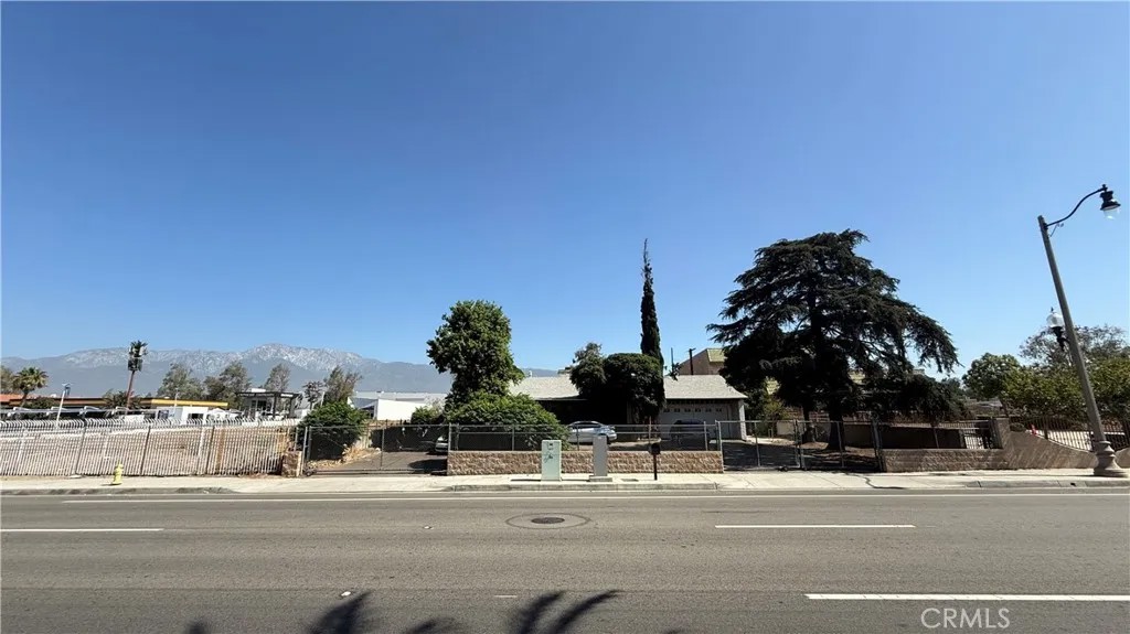 14596 Foothill