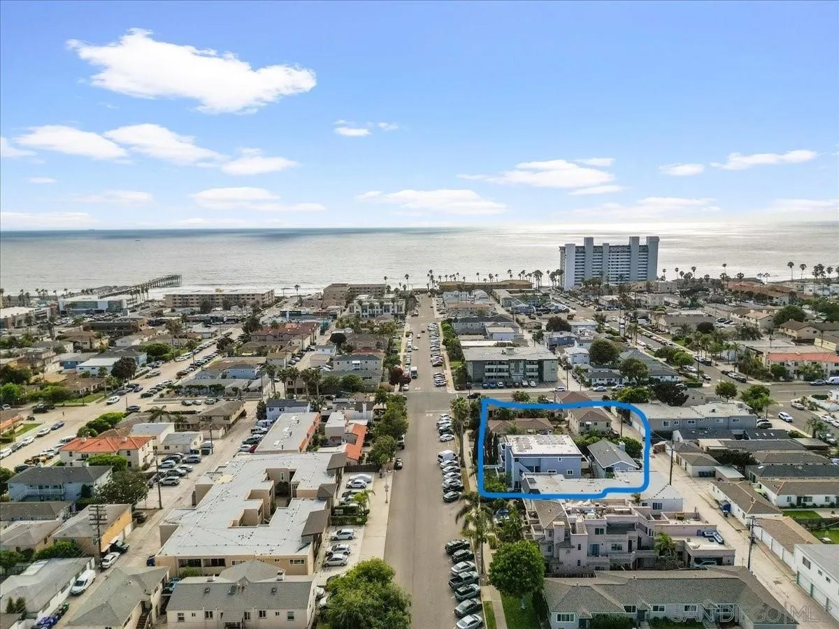 928 Diamond St Unit 1