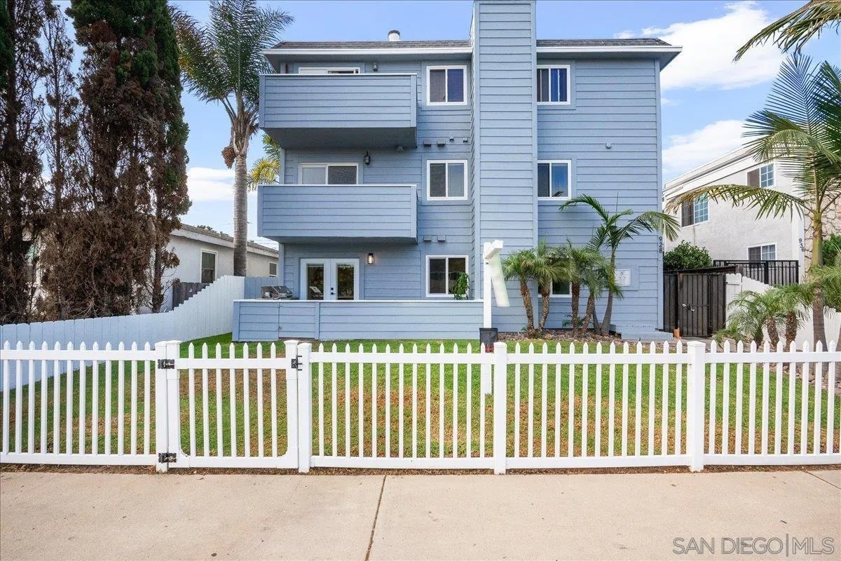 928 Diamond St Unit 1