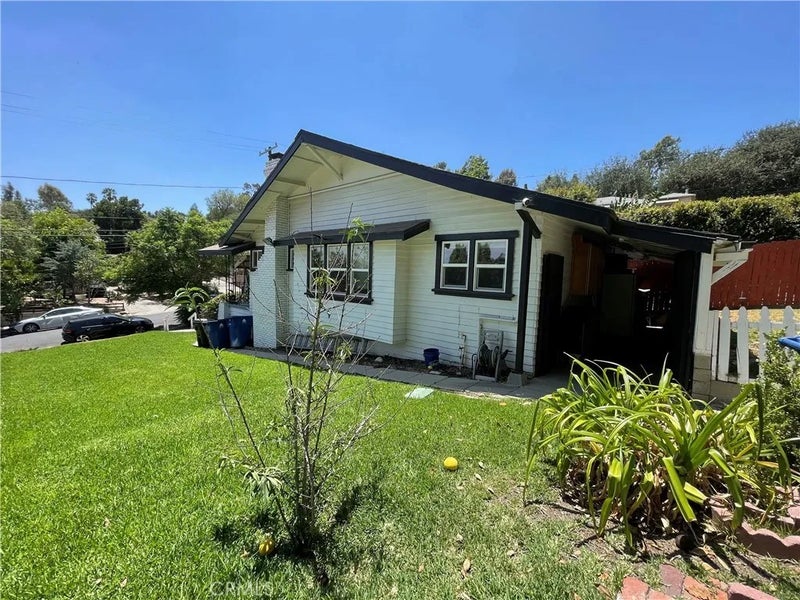 5903 Tipton Way