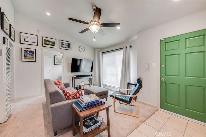 409 E Pleasant