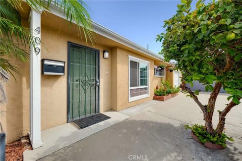 Tiny photo for 409 E Pleasant ST, Long Beach, CA 90805 (MLS # PW26202340)