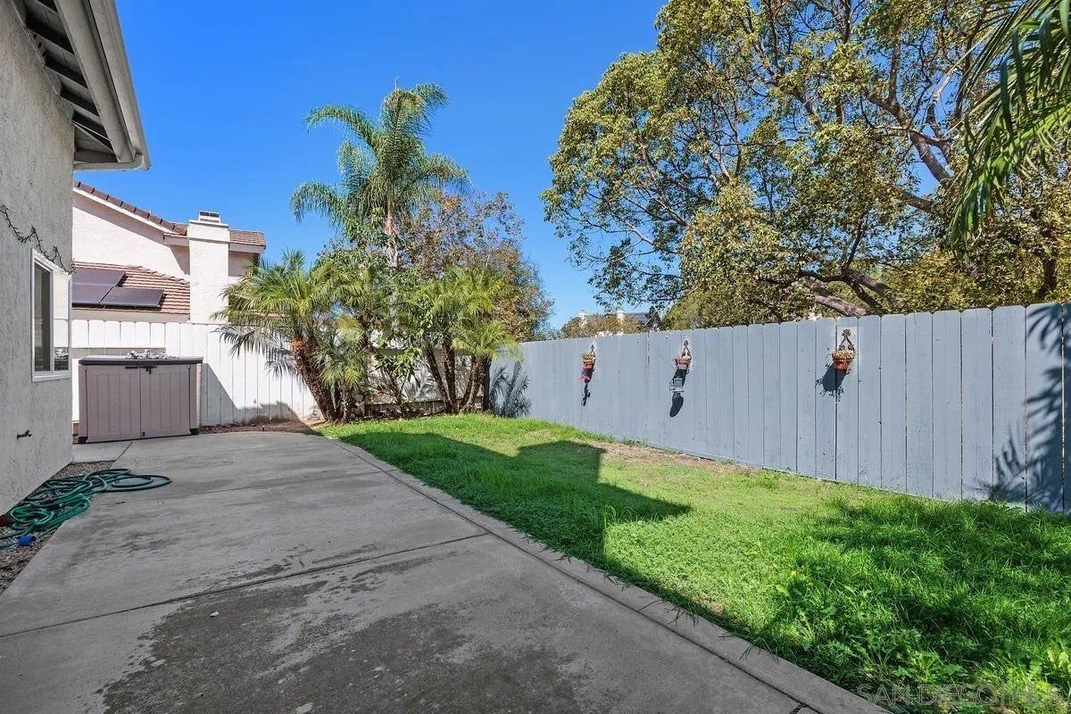 10927 Matinal Cir