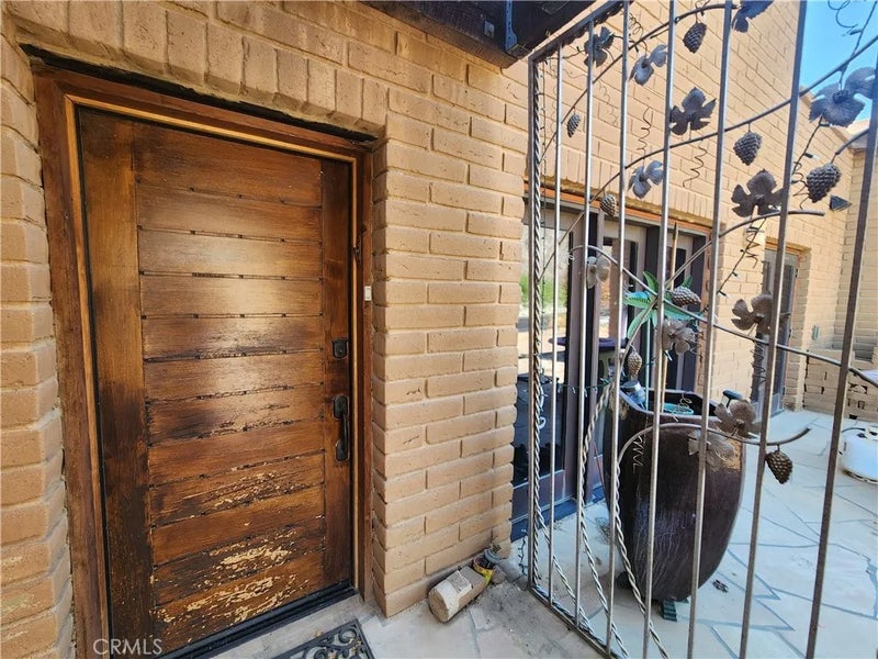 51520 Avenida Montezuma