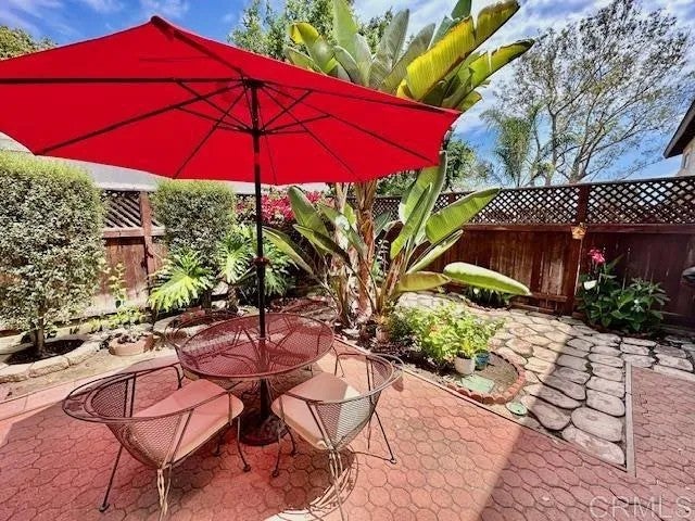 471 BAY MEADOWS Way