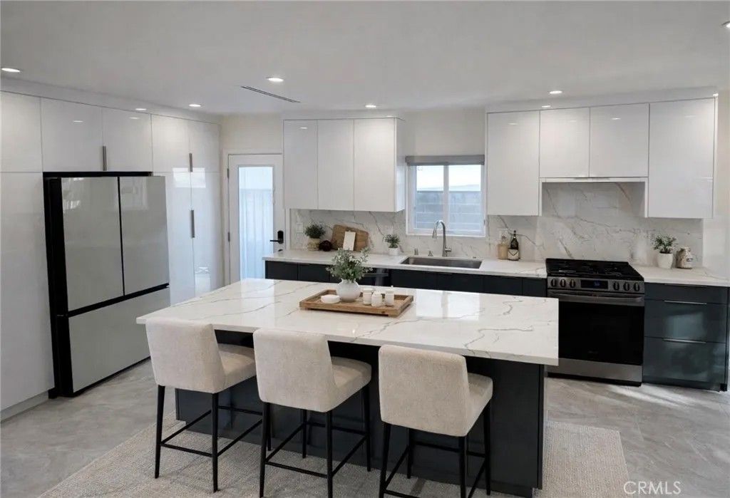 Photo of 8435 Grenoble St, Sunland, CA 91040 (MLS # GD26038153)