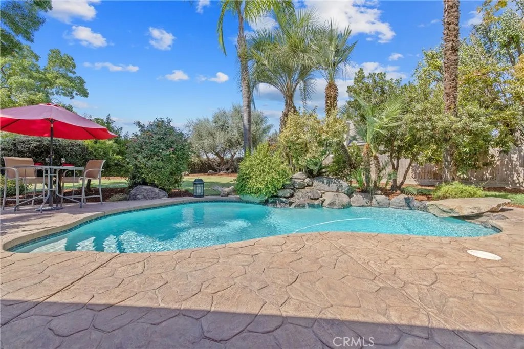 6030 W Country Court