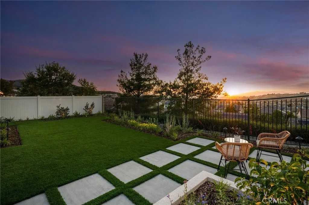 17111 Silk Tree Way