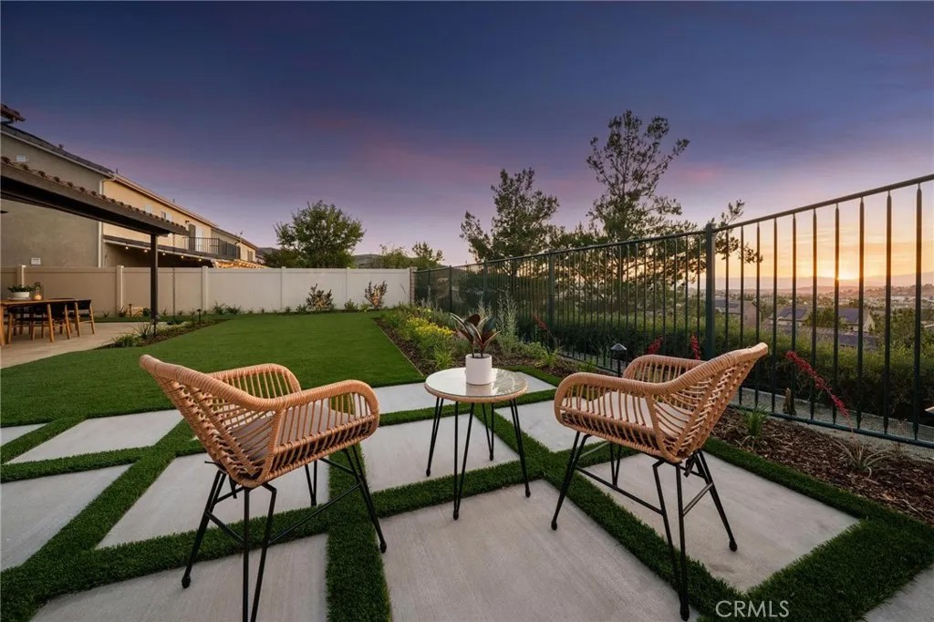 17111 Silk Tree Way