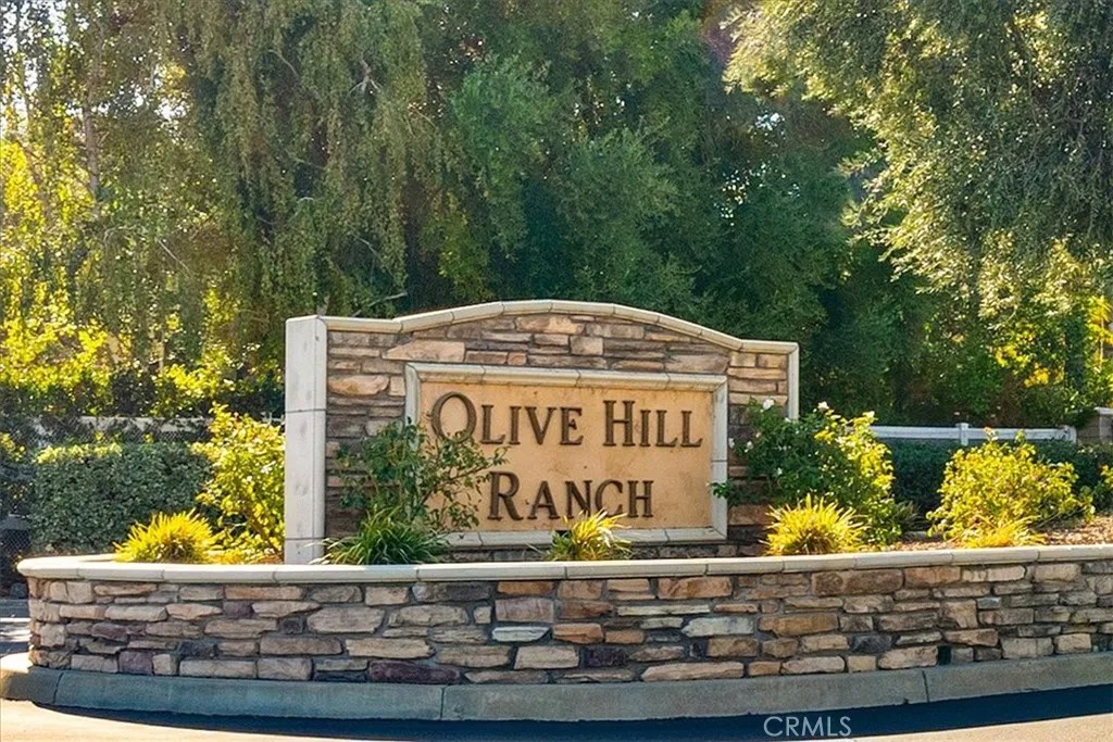 42926 Joshua Tree Court