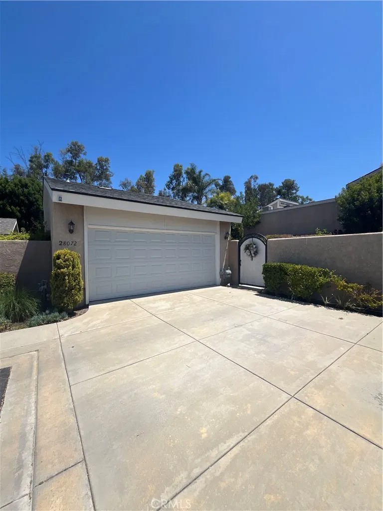 28072 Klamath Court