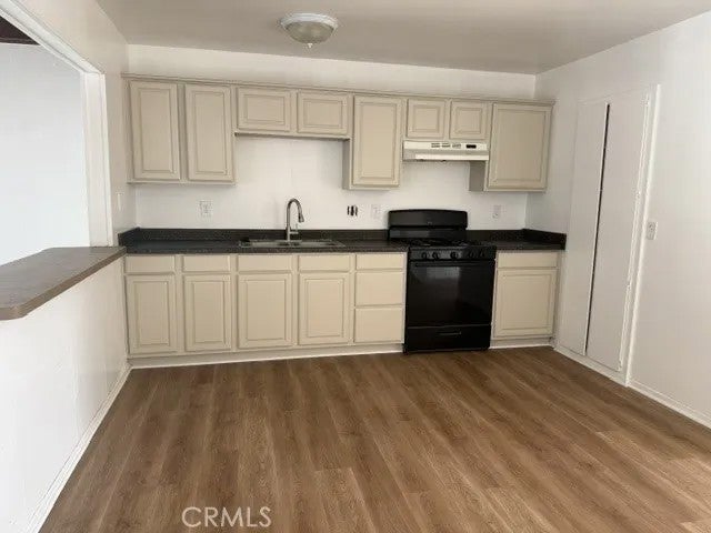7951 Temecula