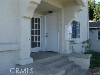801 Alamitos Avenue