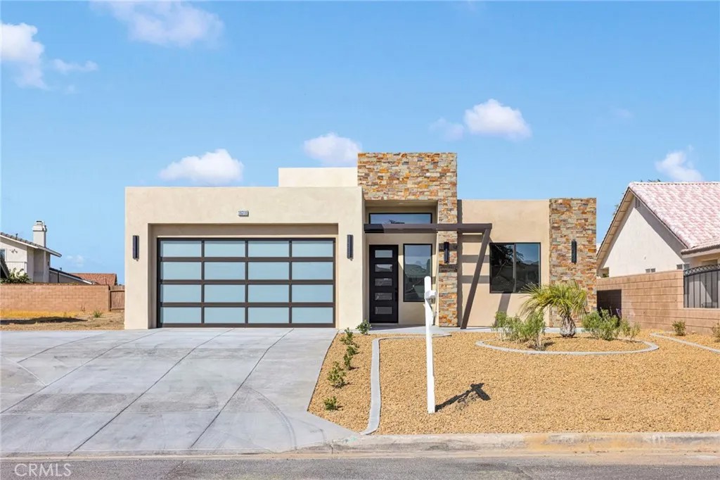 18310 Lakeview Drive