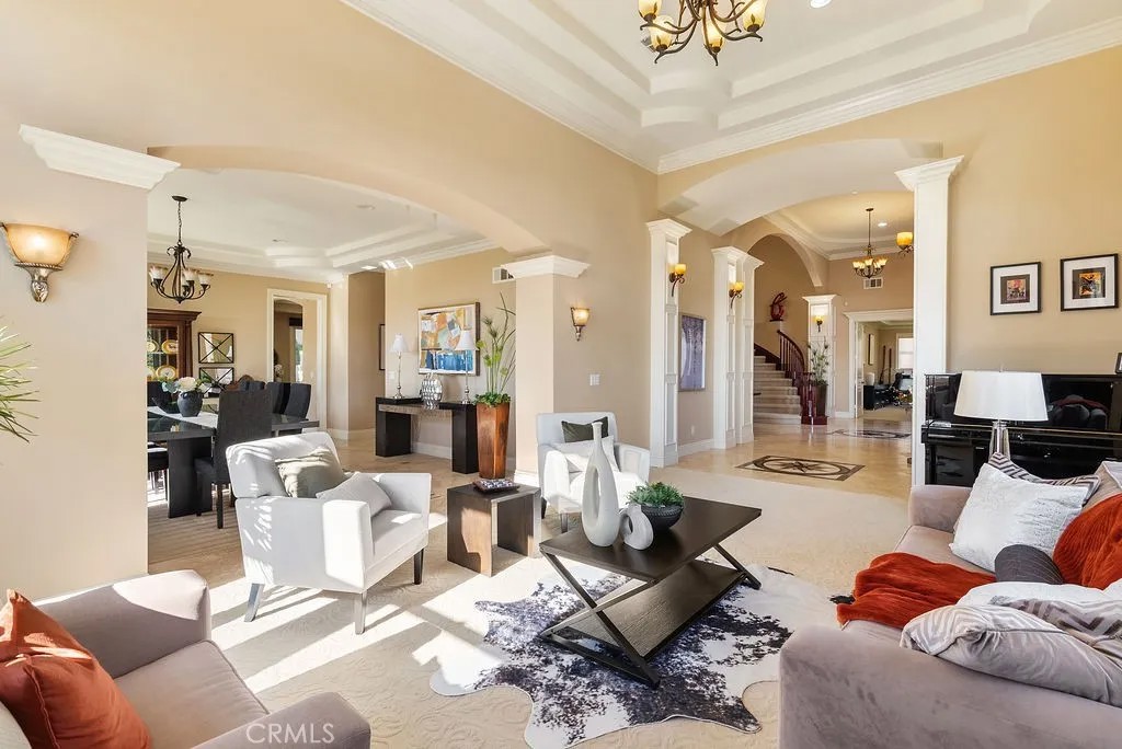 15841 Aurora Crest