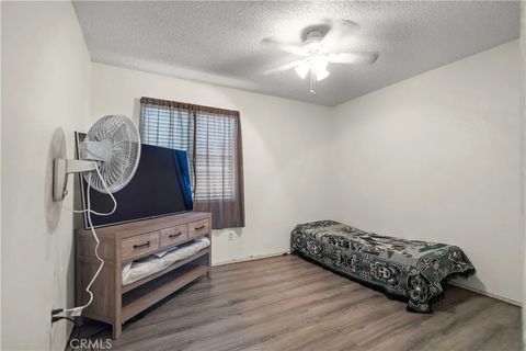 Tiny photo for 1401 Candace Ave, Bakersfield, CA 93307 (MLS # NS25244236)