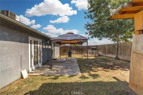 Tiny photo for 1401 Candace Ave, Bakersfield, CA 93307 (MLS # NS25244236)