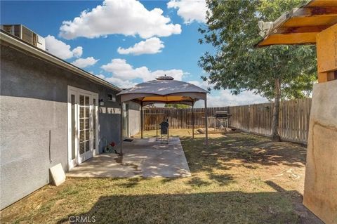 Tiny photo for 1401 Candace Ave, Bakersfield, CA 93307 (MLS # NS25244236)