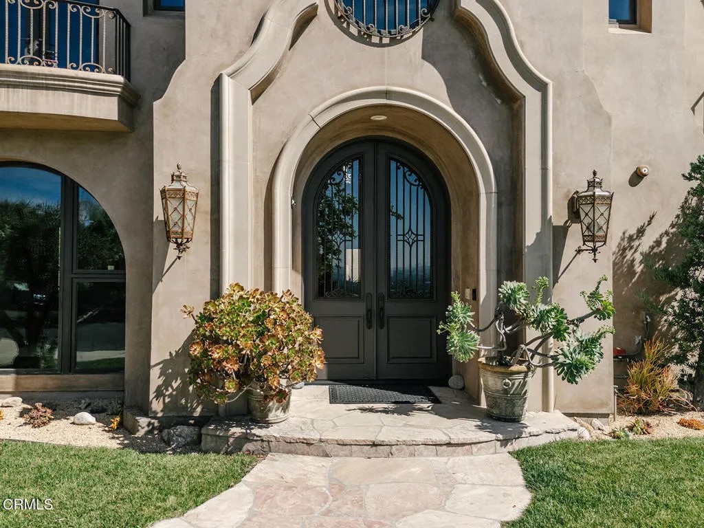 2330 Crystal Lane