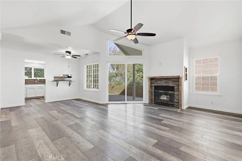 1618 E Lassen