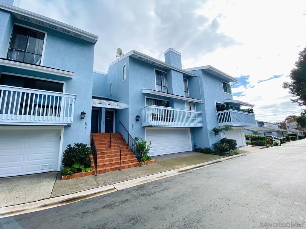 Photo of 8271 Caminito Modena, La Jolla, CA 92037 (MLS # 250021701)