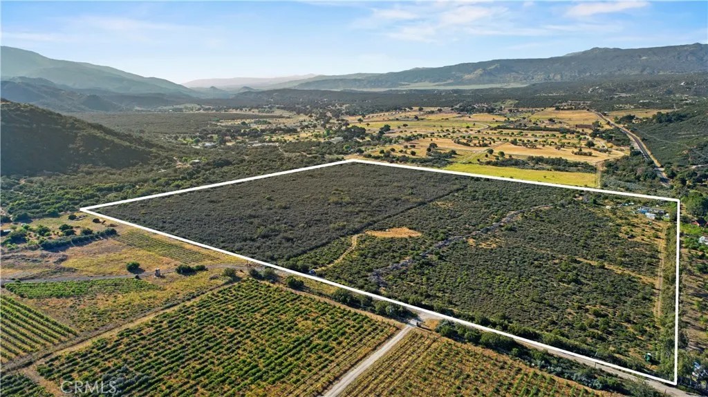 40 Winery Lane