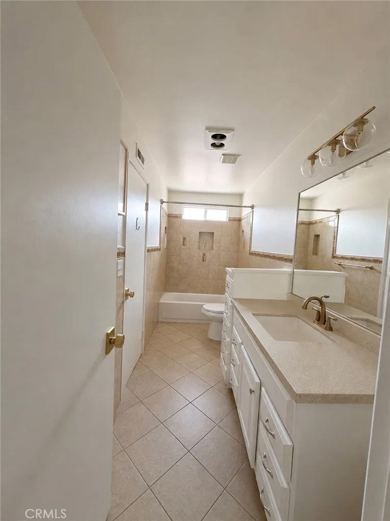 13430 Ramona Parkway