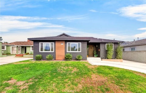 Photo of 1220 Maple AVE, Torrance, CA 90503 (MLS # SB26197628)