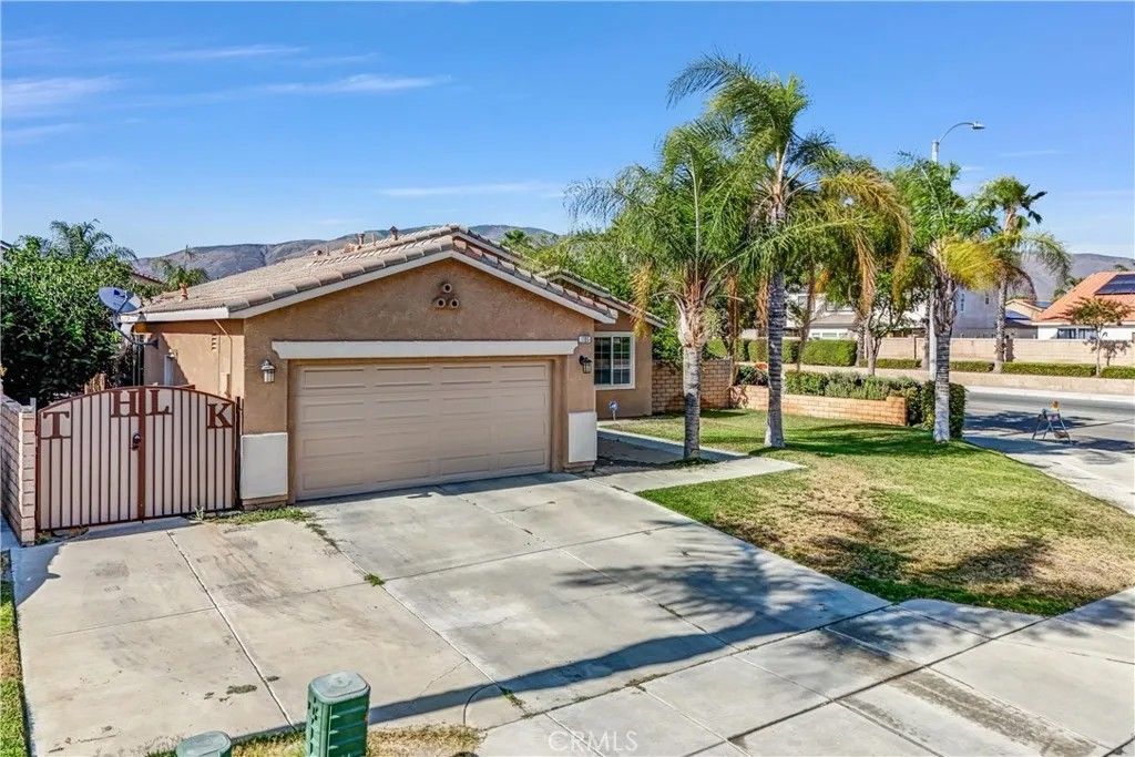 Photo of 1105 Sykes DR, San Jacinto, CA 92582 (MLS # SW26106924)
