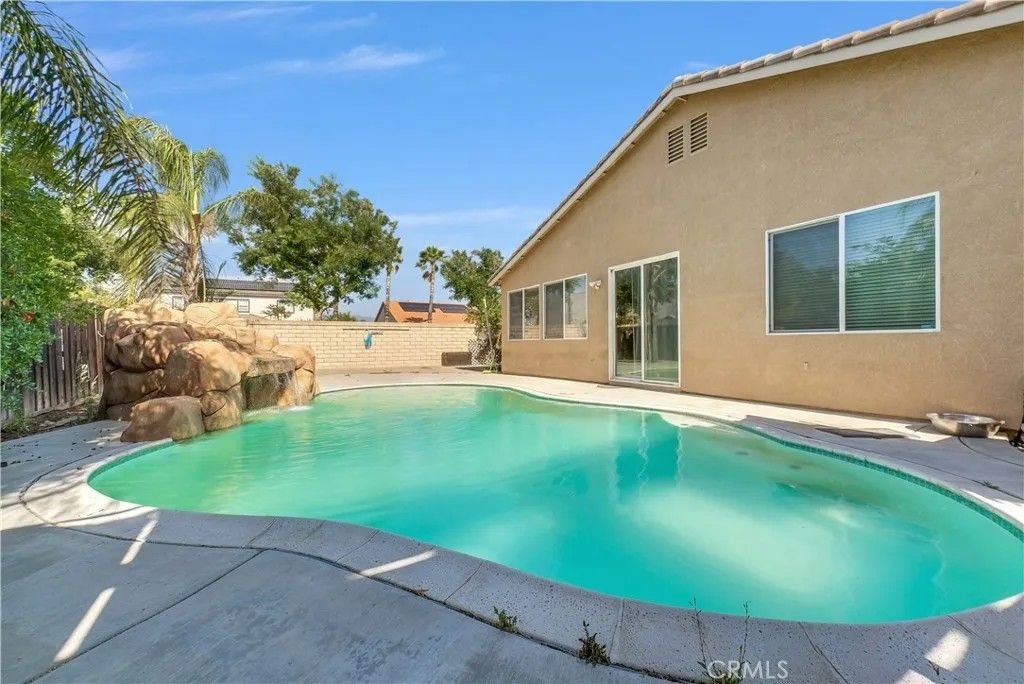 Photo of 1105 Sykes DR, San Jacinto, CA 92582 (MLS # SW26106924)