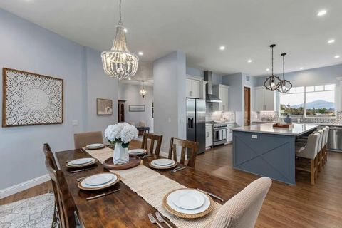 Tiny photo for 276 Hilltop Drive, Chula Vista, CA 91910 (MLS # PTP2508054)