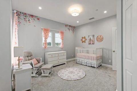 Tiny photo for 276 Hilltop Drive, Chula Vista, CA 91910 (MLS # PTP2508054)