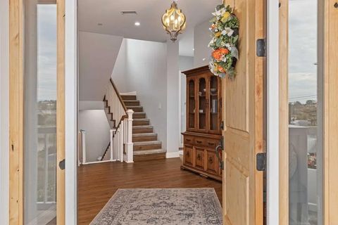 Tiny photo for 276 Hilltop Drive, Chula Vista, CA 91910 (MLS # PTP2508054)