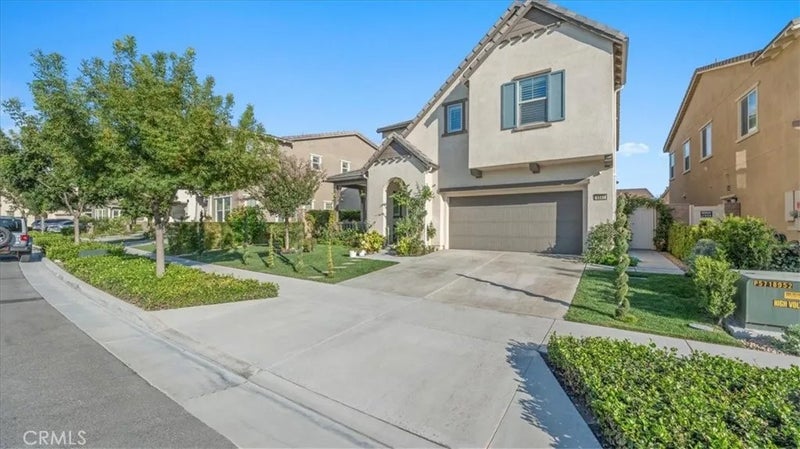 4847 S Rosemary