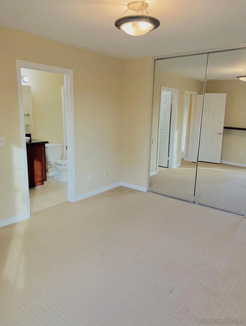 5252 Balboa Arms Dr 216