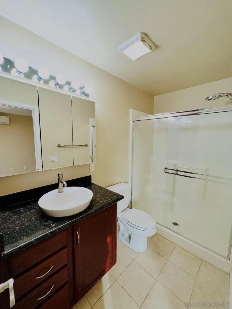 5252 Balboa Arms Dr 216