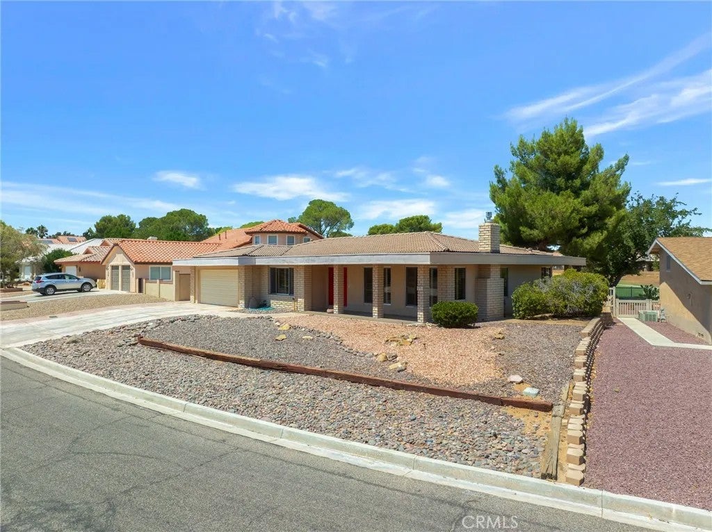 14714 Robin Lane