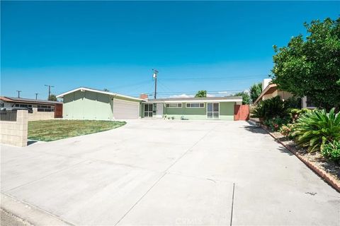 Tiny photo for 4552 La Deney Street, Montclair, CA 91763 (MLS # PF25193645)