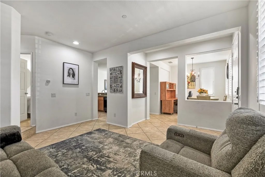3894 Polk