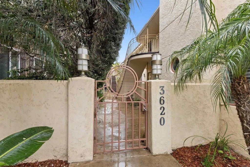 Photo of 3620 Park Boulevard #8, San Diego, CA 92103 (MLS # NDP2601444)