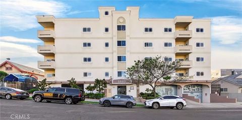 Photo of 1043 S Kenmore Ave #507, Los Angeles, CA 90006 (MLS # PW26045432)