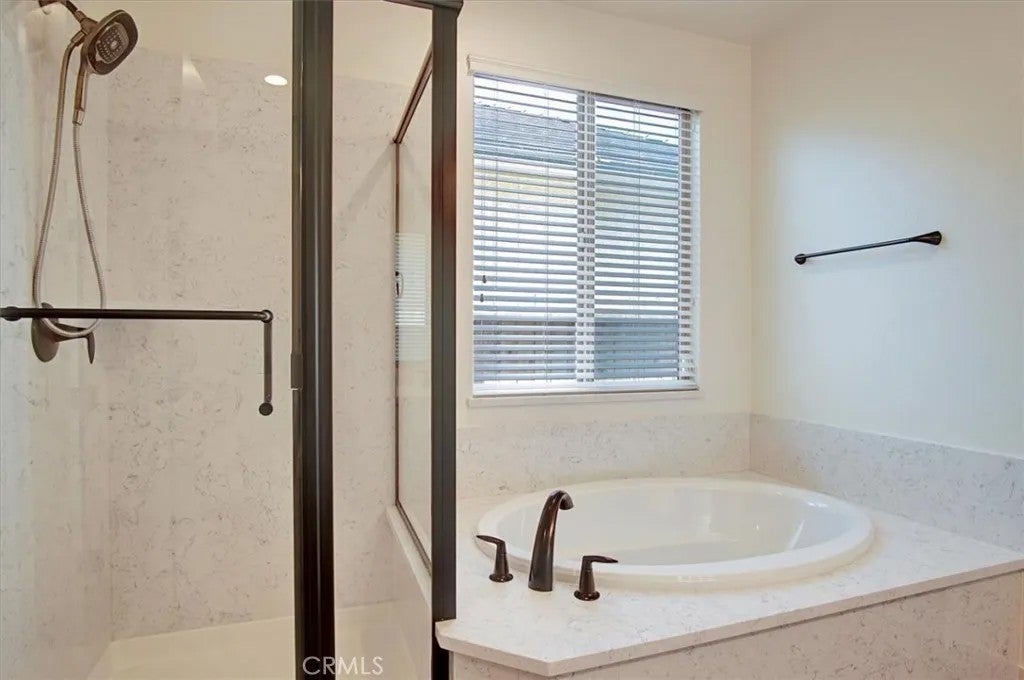 1437 Sunridge Court