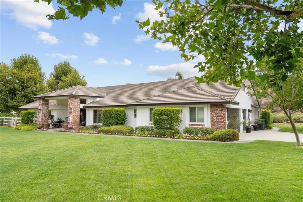 28845 Live Oak Canyon