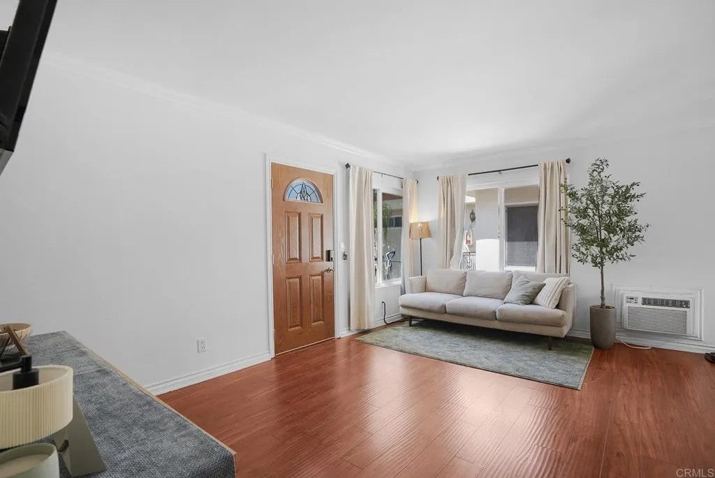 4168 44th Street 7